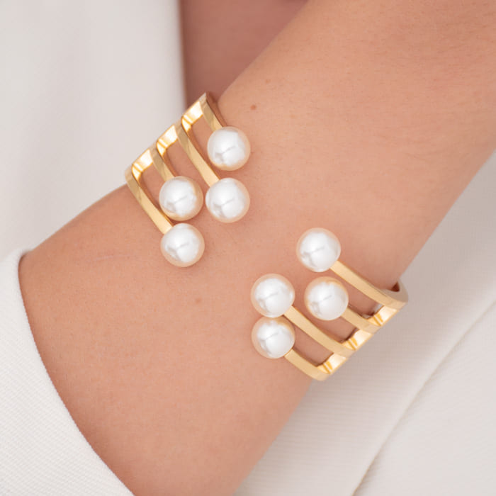 Bracelete Aberto 4 fios com pérolas