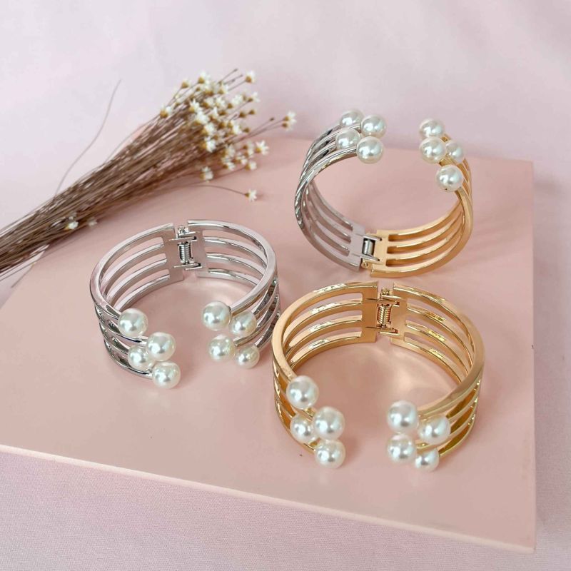 Bracelete Aberto 4 fios com pérolas