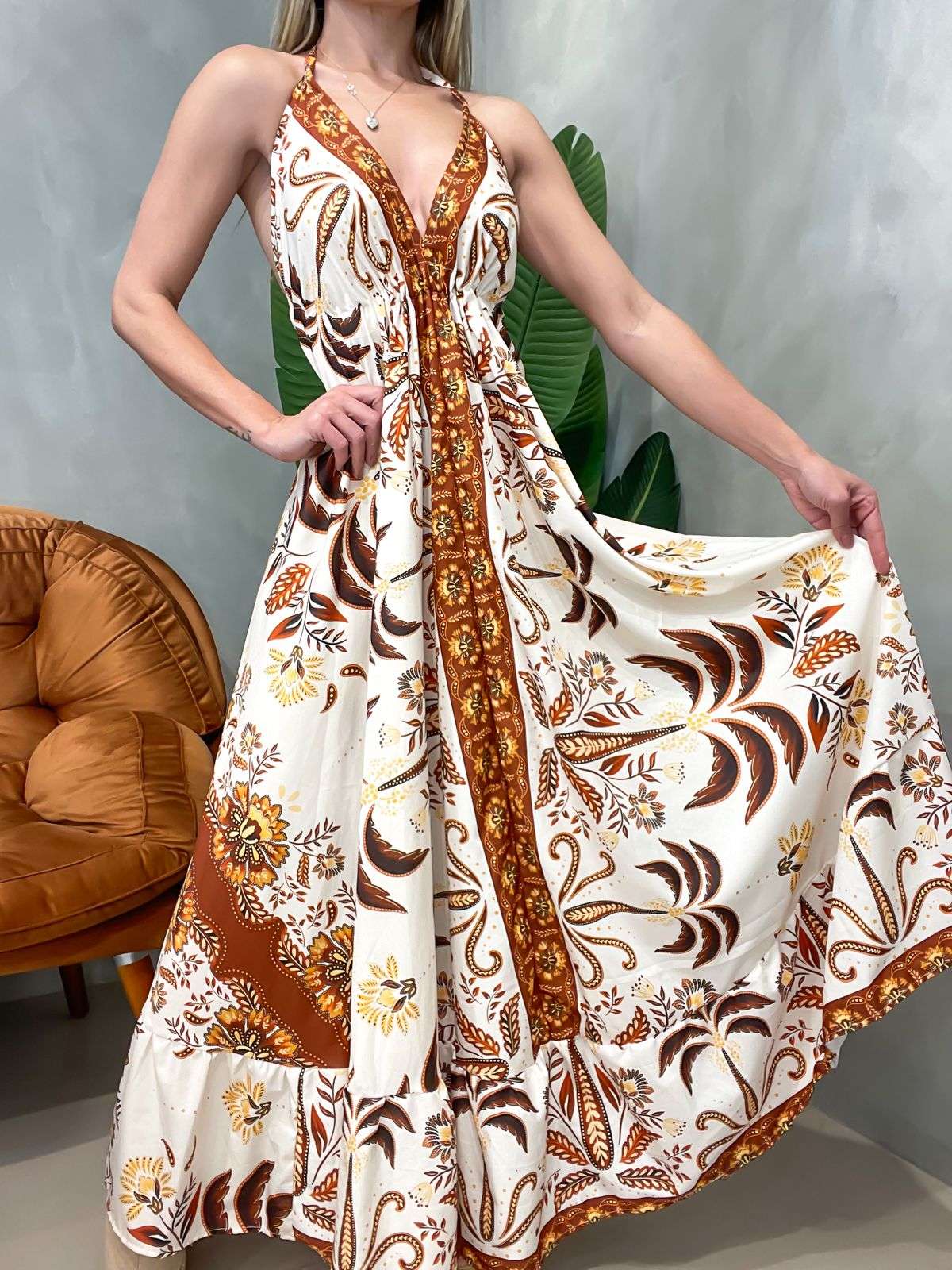 Vestido Longo em Crepinho